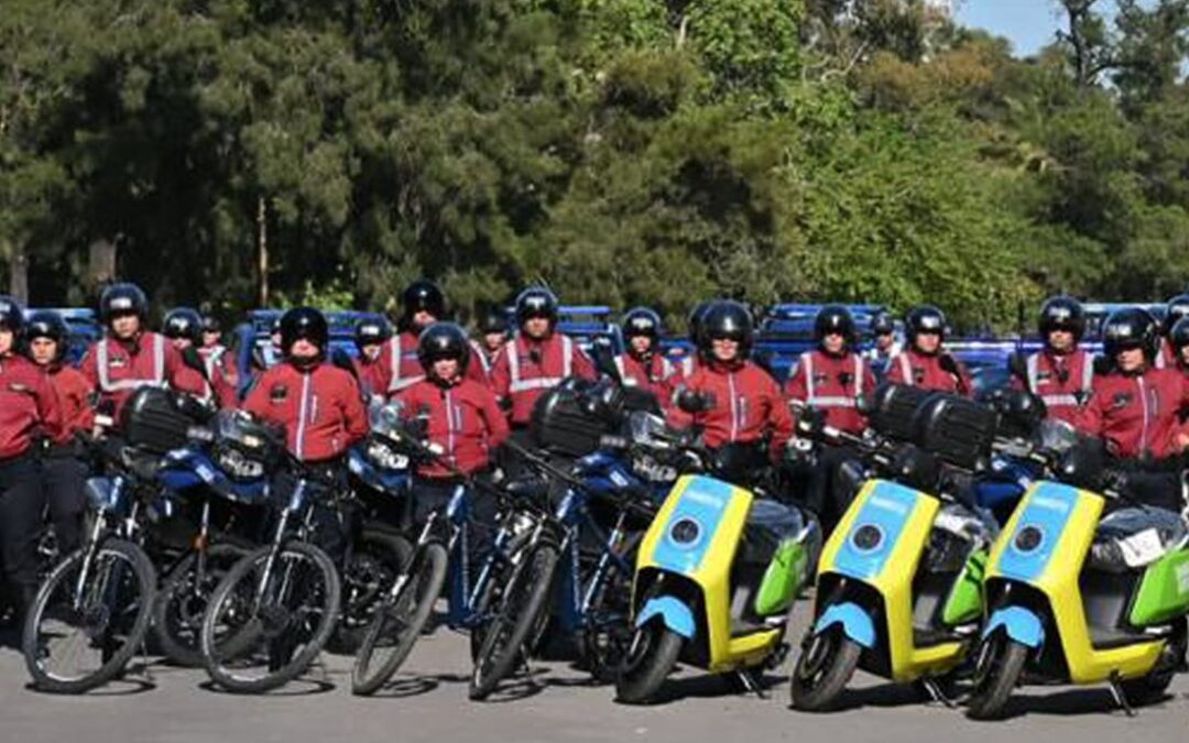 Nuuv presentó su programa de flota de la Policía de Tránsito en la Ciudad de Buenos Aires.